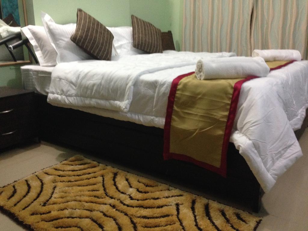 Veridical Hospitality - Powai-Chandivali ムンバイ エクステリア 写真